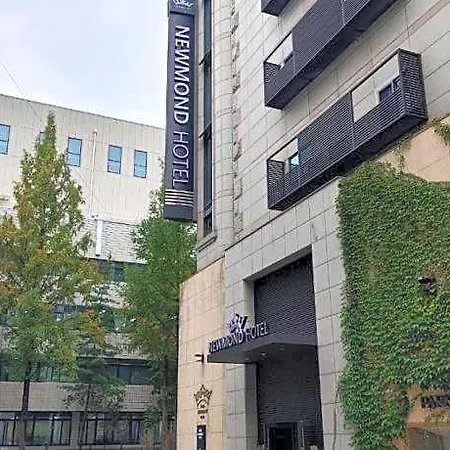 Newmond Hotel