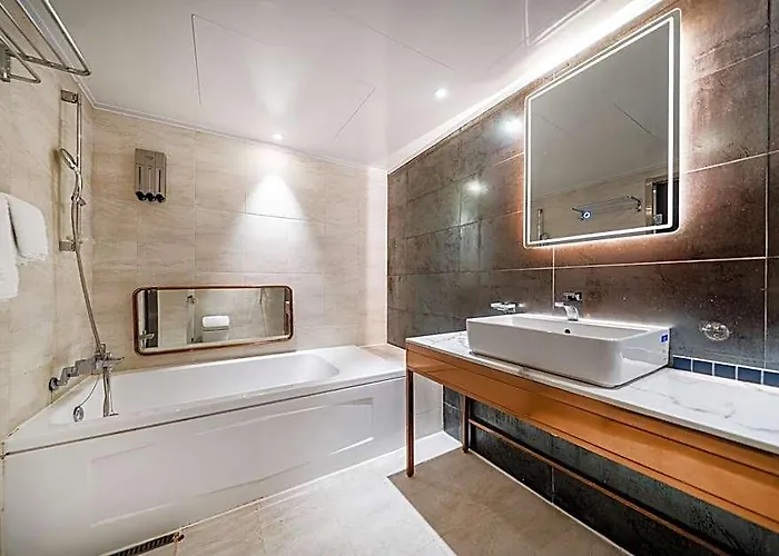 Hotel Newmond 3*